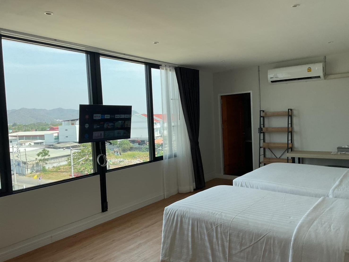 V1 Boutique Hotel Kanchanaburi Exterior foto